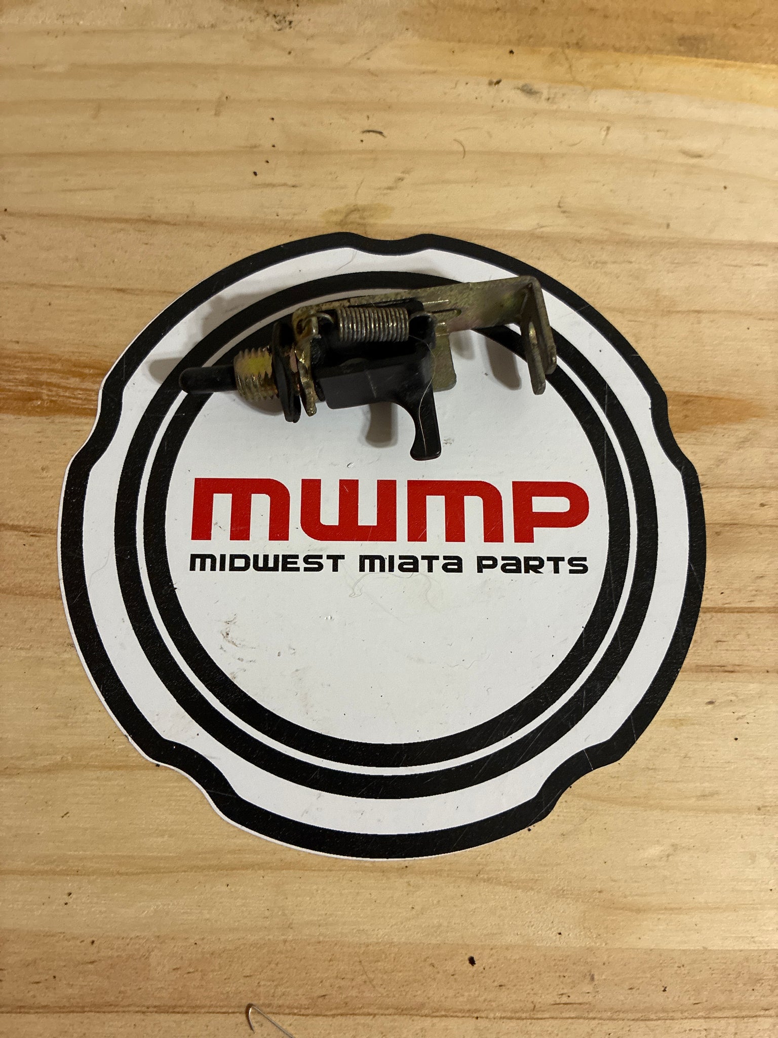 1990-2005 Mazda Miata Fuel Door Latch Release B095-56-890