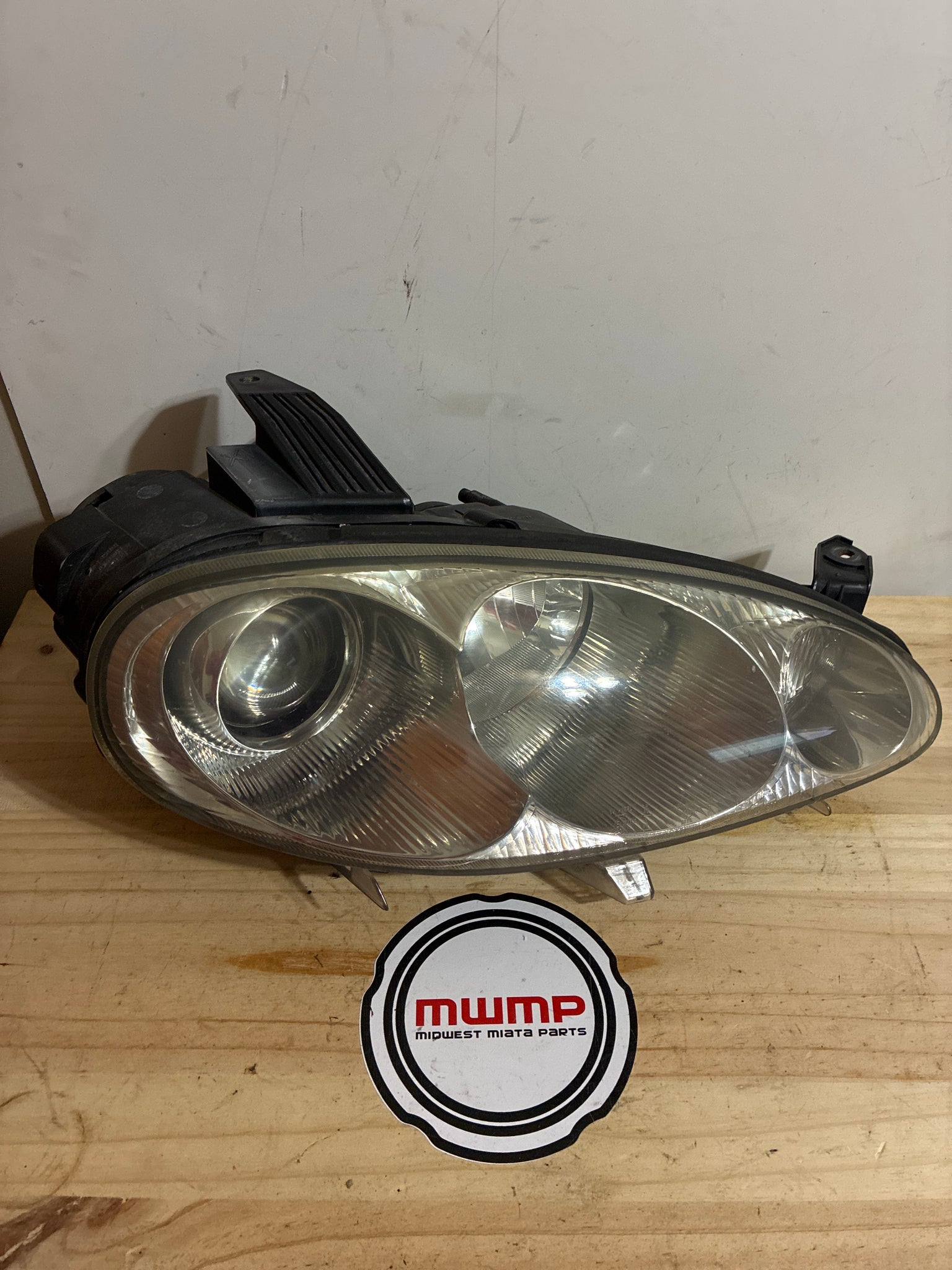 2001-2005 Mazda Miata Right NB2 Front Headlight NC72-51-0K0D