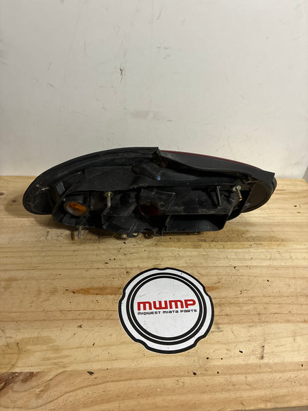 1990-1997 Mazda Miata Right Taillight 8BN5-51-150
