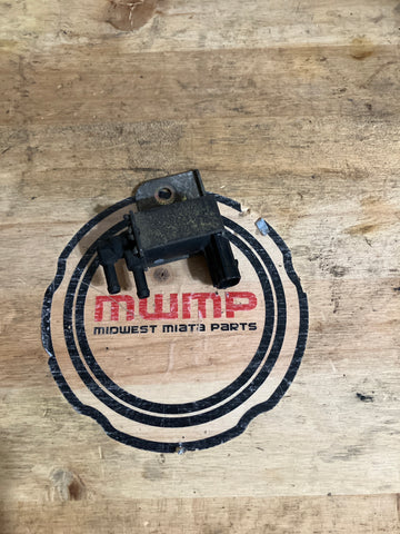 1990-1997 Mazda Miata Evaporator Purge Valve JE16-18-741A