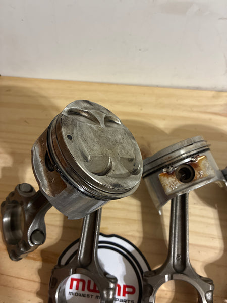 1999-2000 Mazda Miata NB1 Pistons and Rods BP4W