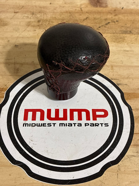 Momo Anatomico Short Shift Knob - Black Leather with 1990-2005 Mazda Miata Insert
